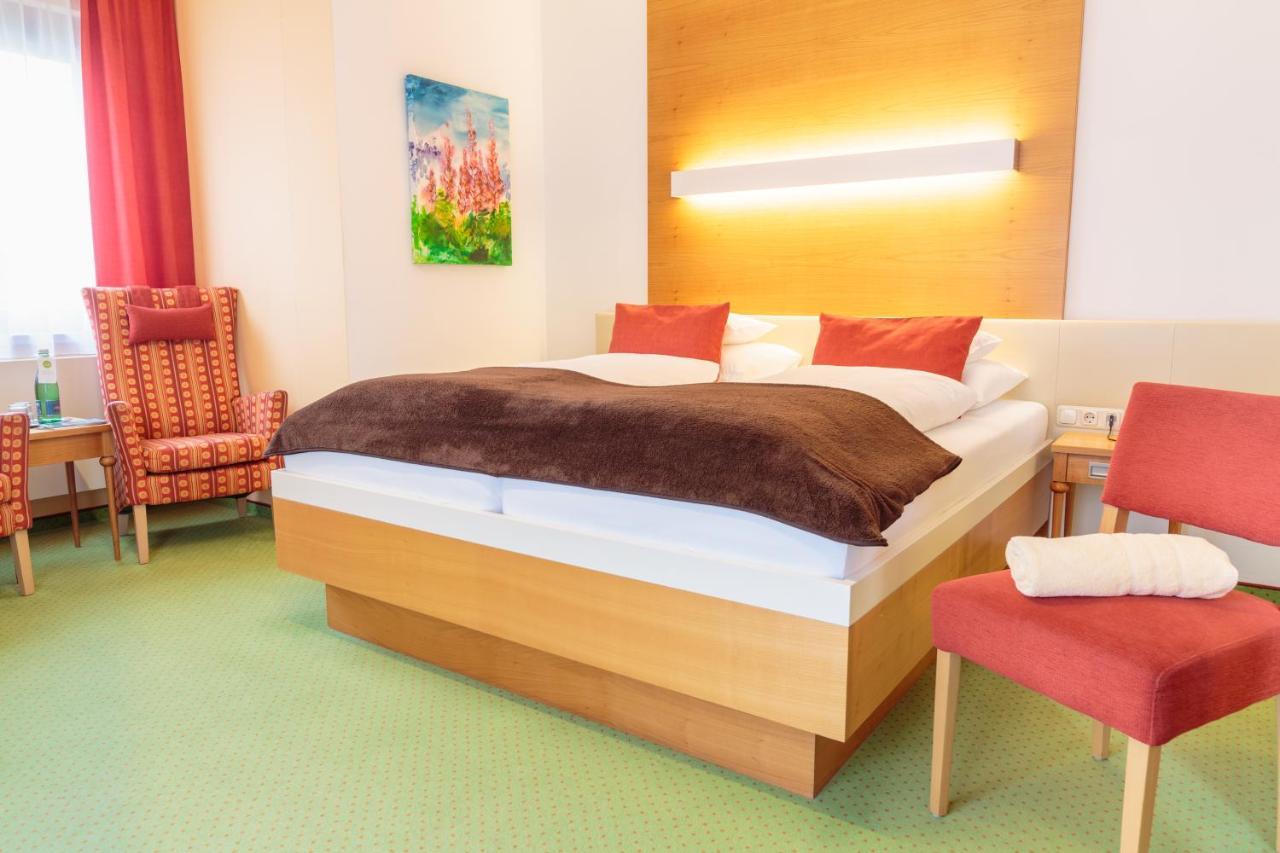 Vitalzeit Hotel Weber Bad Schönau エクステリア 写真