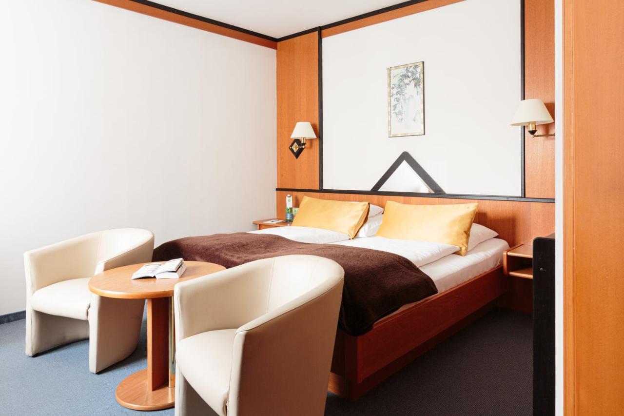 Vitalzeit Hotel Weber Bad Schönau エクステリア 写真