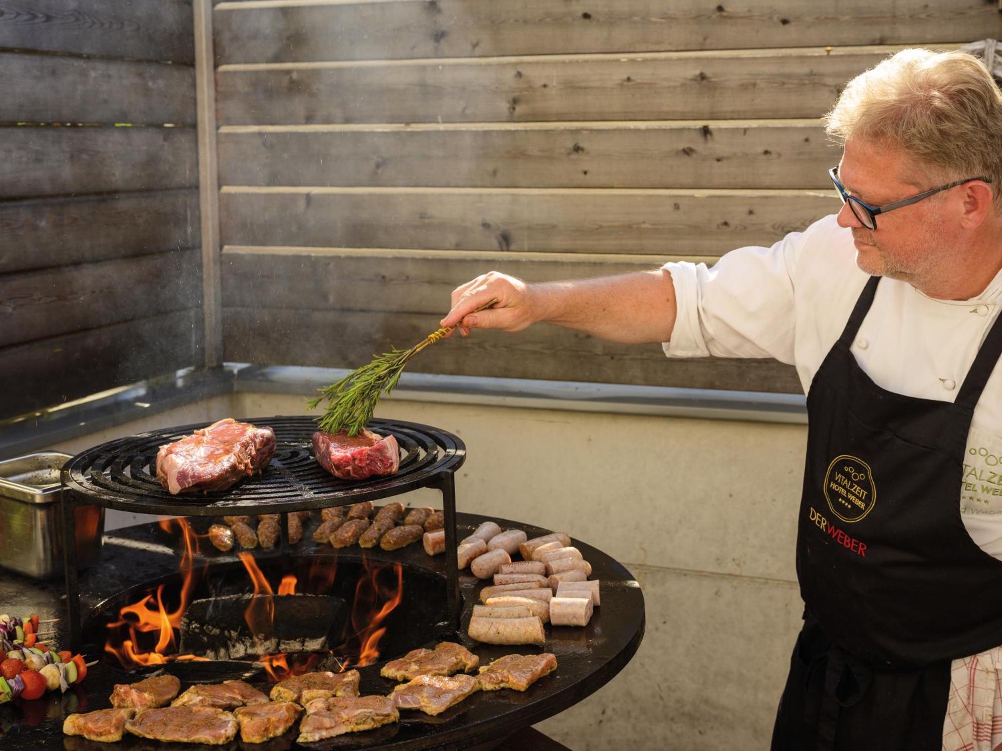Vitalzeit Hotel Weber Bad Schönau エクステリア 写真
