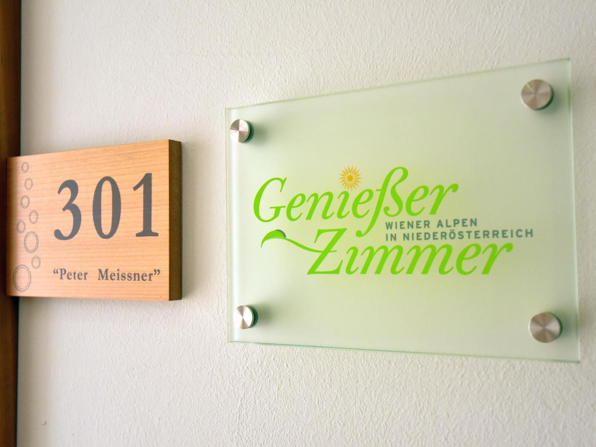 Vitalzeit Hotel Weber Bad Schönau エクステリア 写真