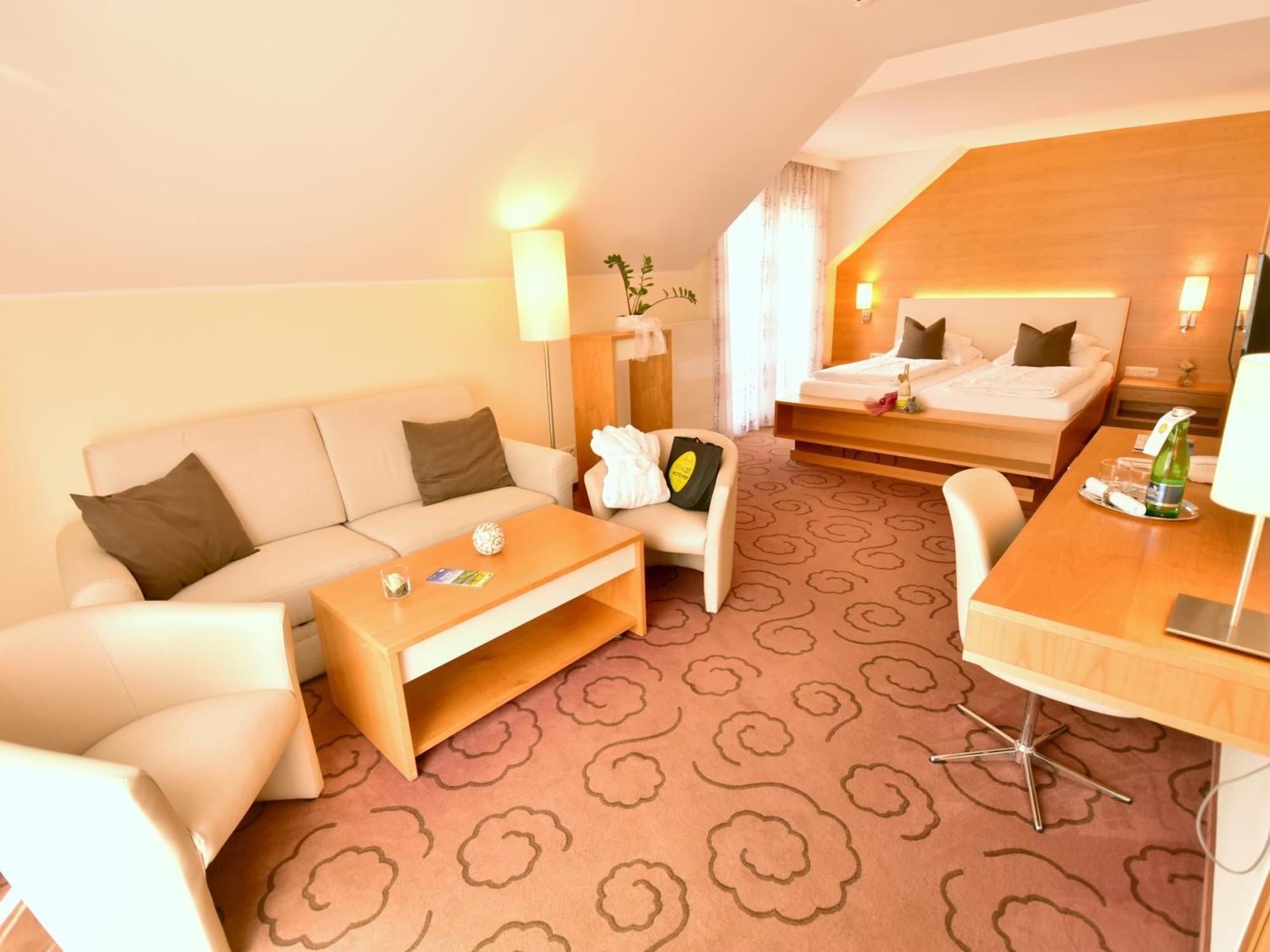 Vitalzeit Hotel Weber Bad Schönau エクステリア 写真