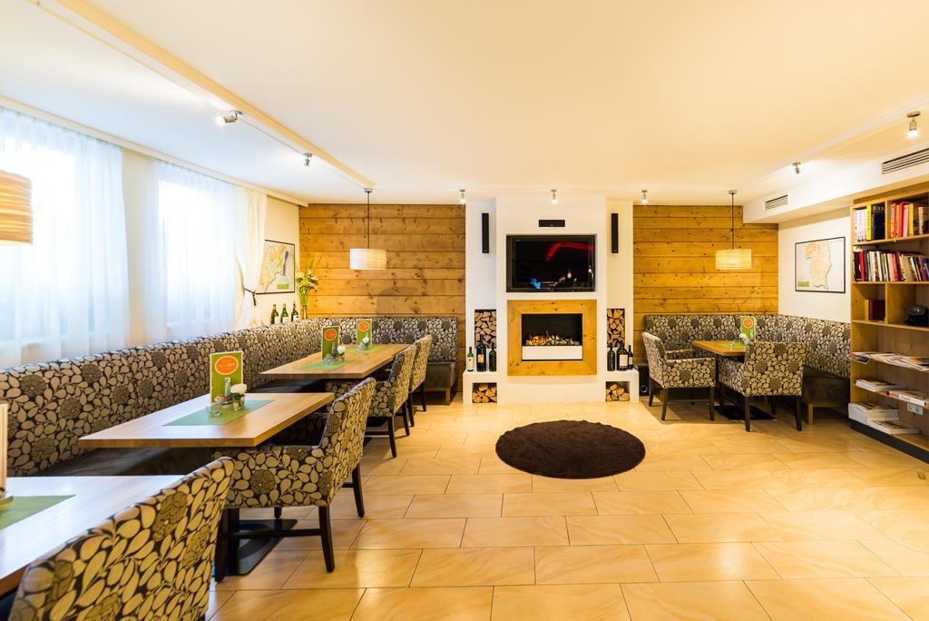 Vitalzeit Hotel Weber Bad Schönau エクステリア 写真
